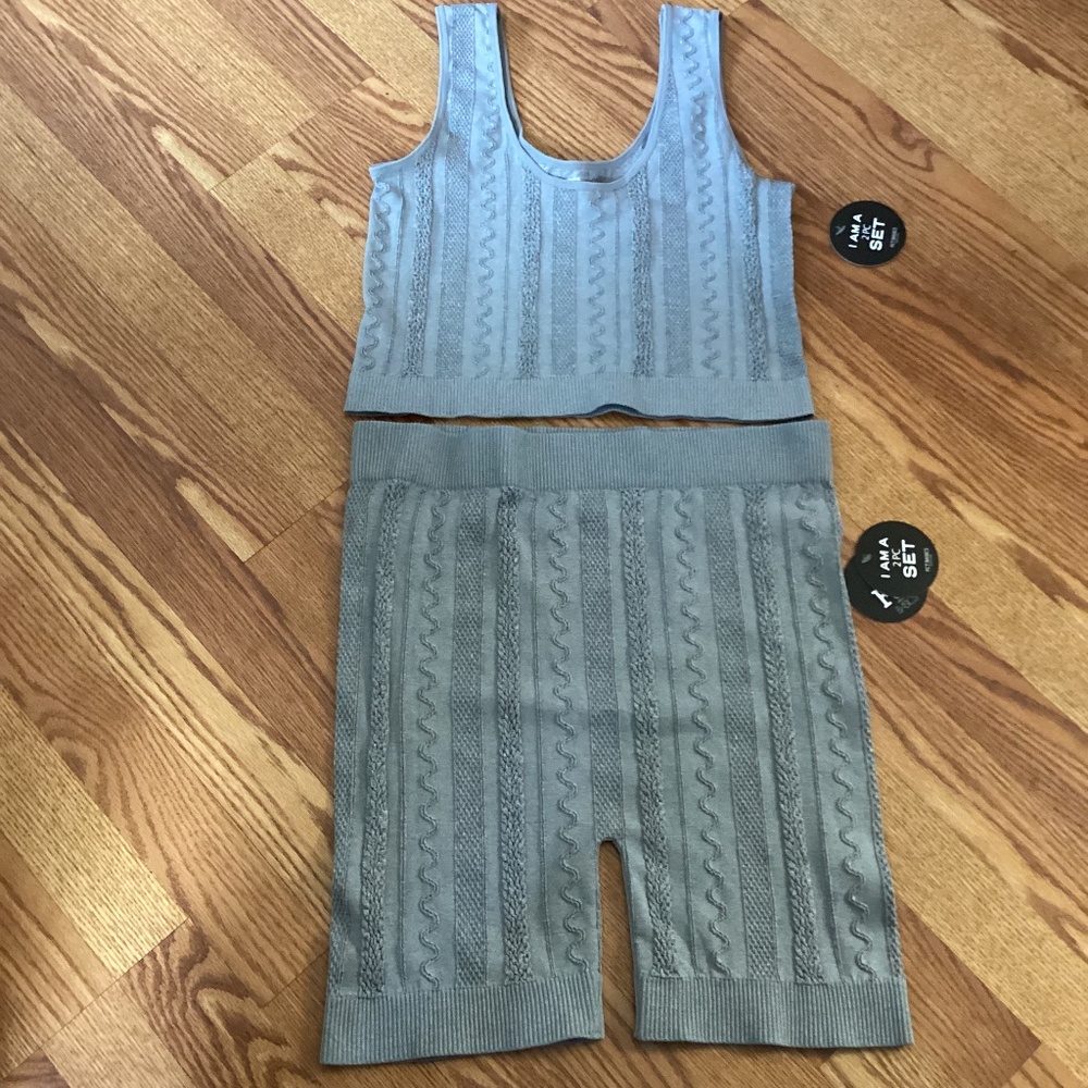 FCT Basics Gray Textured Shorts & Crop Top Set Size 3X ~ Runs Small